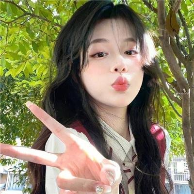 两个月亮